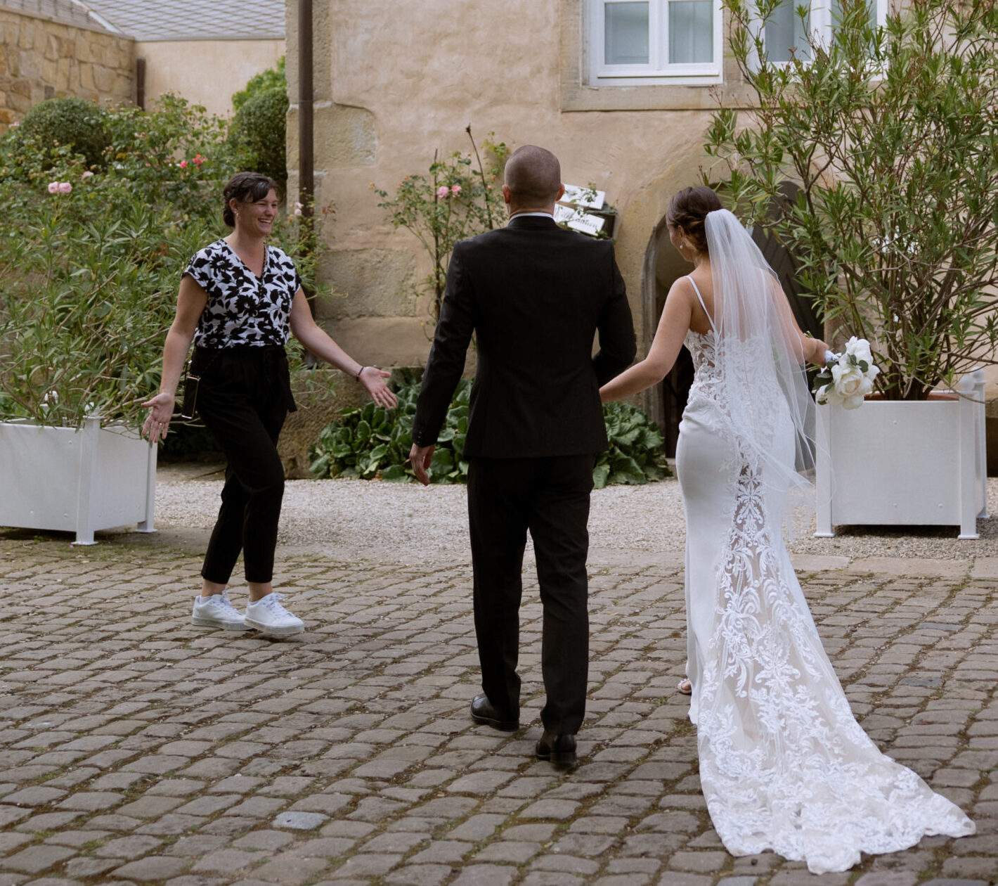 Brautpaar_Brautkleid_Hochzeitsvorbereitungen_Hochzeitstag_Schlosshochzeit_Hammerstein