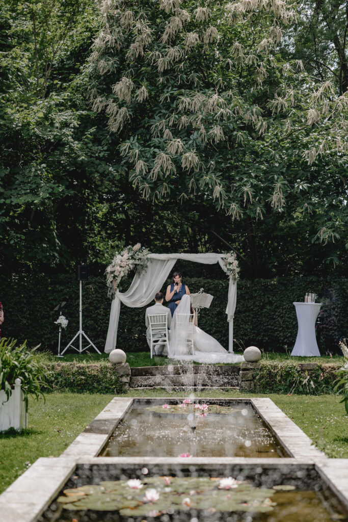 Rituale für eure Freie Trauung: die schönsten Alternativen zur Sandzeremonie, Freie Traurednerin Schaumburg, Diana Frohmüller