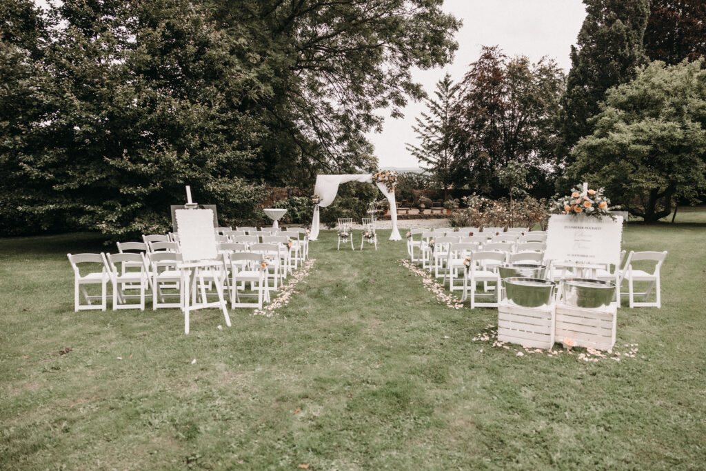 Hochzeit Schaumburg, Hochzeitsplanerin, Wedding Day Managerin, Freie Traurednerin Janina, Boris Bounin