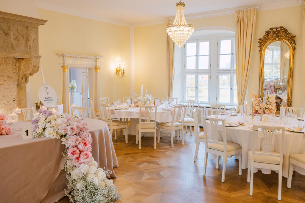 Inspiration Day auf Schloss von Hammerstein - Hochzeitsmesse Schaumburg mal anders, Hochzeitshelden, Janina Hochzeiten, Hochzeitsplanerin