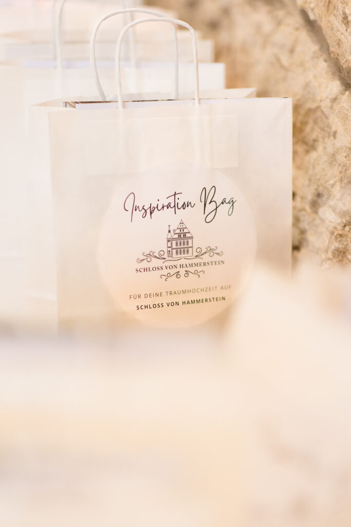 Inspiration Day auf Schloss von Hammerstein - Hochzeitsmesse Schaumburg mal anders, Hochzeitshelden, Janina Hochzeiten, Hochzeitsplanerin